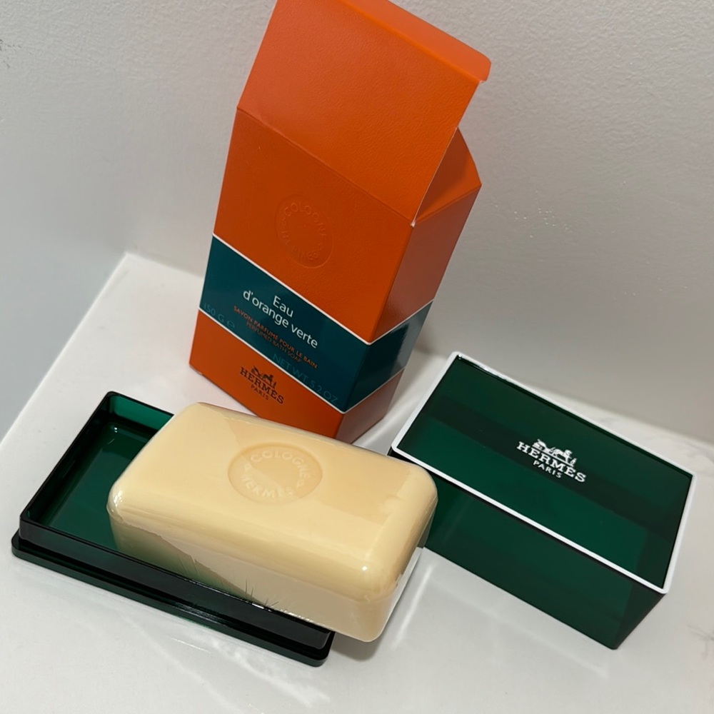 One Hermès Eau d'Orange Verte Soap Set(Sealed)